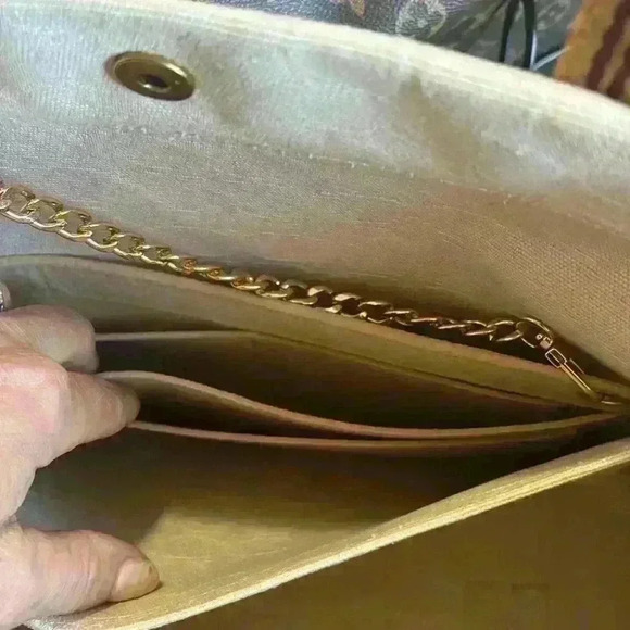 Large Wallet Insert- makes a large wallet into crossbody or line a large purse - Picture 3 of 4